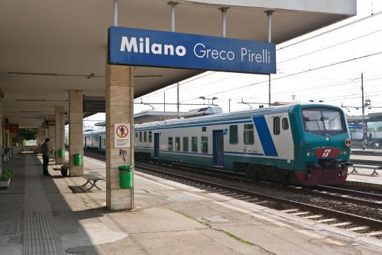 Treno - Greco Pirelli